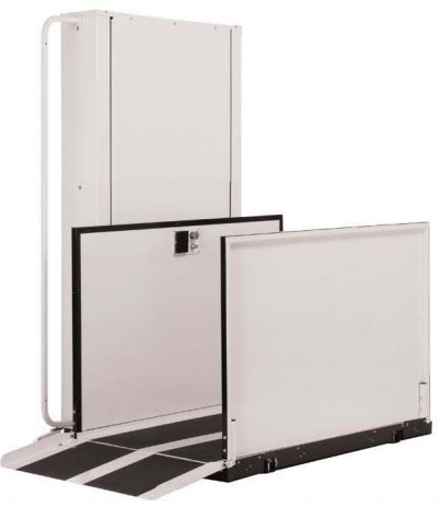 Harmar Commercial Vertical Platform Lift